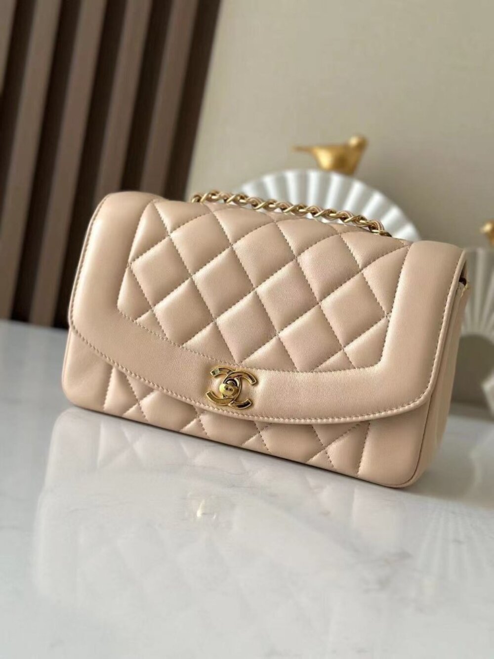 Classic CHANEL bag: A Stylish and Versatile Choice for Elegance